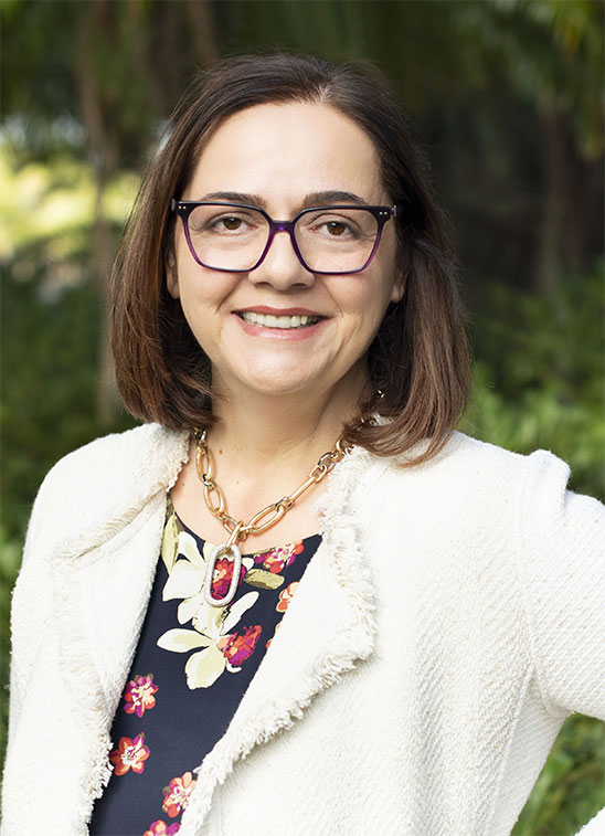 Connie Kaplan headshot